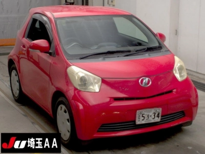 TOYOTA IQ
