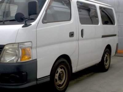 NISSAN CARAVAN