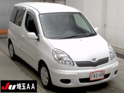 TOYOTA FUN CARGO