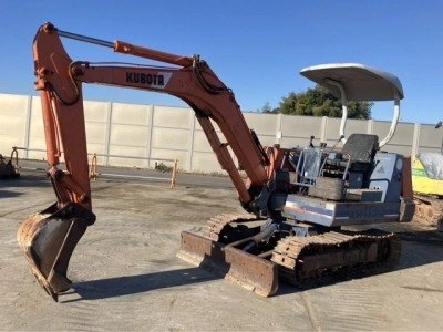 KUBOTA KUBOTA
