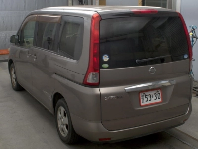 NISSAN SERENA