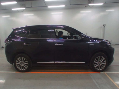 TOYOTA HARRIER HYBRID