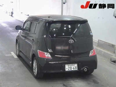 TOYOTA BB