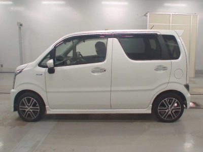 SUZUKI WAGON R STINGRAY