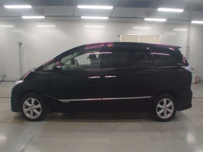 TOYOTA ESTIMA HYBRID