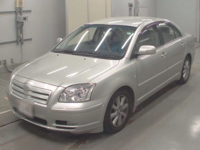 TOYOTA AVENSIS SEDAN