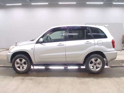 TOYOTA RAV4 L