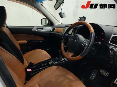 SUBARU EXIGA CROSSOVER 7