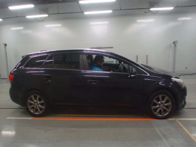 TOYOTA AVENSIS WAGON