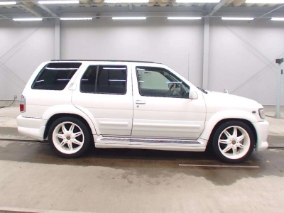 NISSAN TERRANO REGULUS