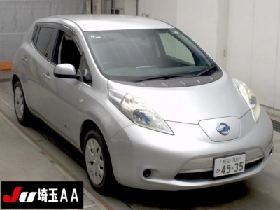 NISSAN LEAF