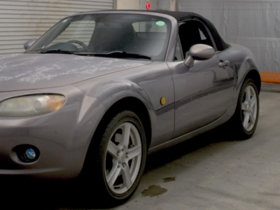 MAZDA ROADSTER
