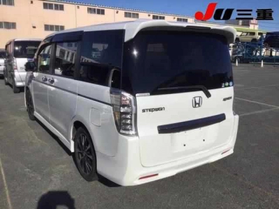 HONDA STEPWGN SPADA