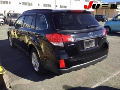 SUBARU OUTBACK