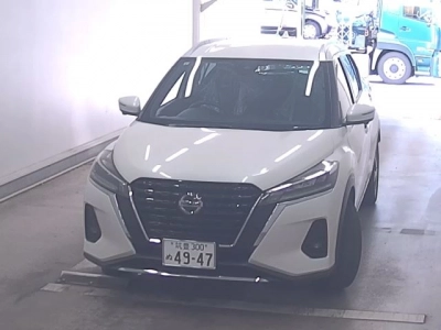 NISSAN KICKS