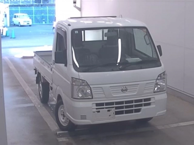 NISSAN NT100 CLIPPER