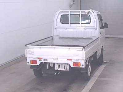 NISSAN NT100 CLIPPER