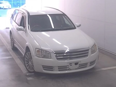 NISSAN STAGEA