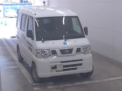 NISSAN NV100 CLIPPER