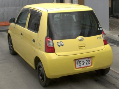 DAIHATSU ESSE