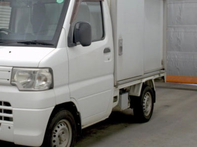 MITSUBISHI MINICAB TRUCK