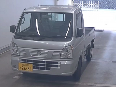 NISSAN CLIPPER TRUCK