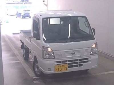 NISSAN CLIPPER TRUCK