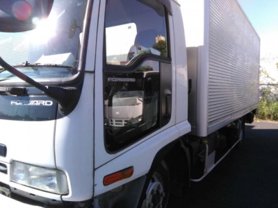 ISUZU FORWARD