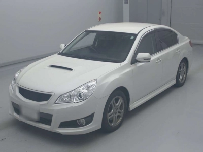 SUBARU LEGACY B4