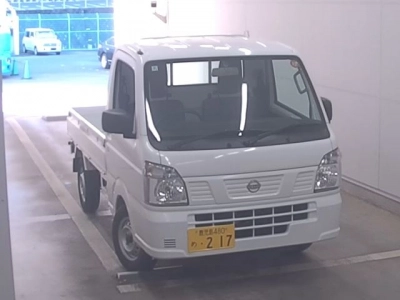 NISSAN CLIPPER TRUCK