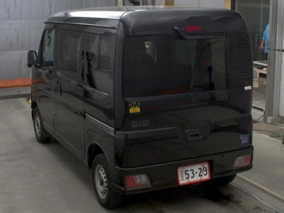 TOYOTA PIXIS VAN