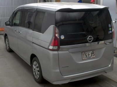 NISSAN SERENA