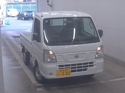 NISSAN CLIPPER TRUCK