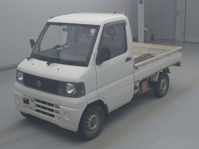 NISSAN CLIPPER TRUCK