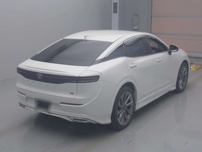 TOYOTA CROWN CROSSOVER