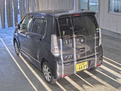 SUZUKI WAGON R STINGRAY