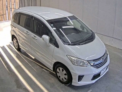 HONDA FREED