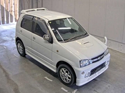 DAIHATSU TERIOS KID