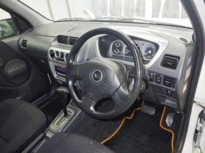 DAIHATSU TERIOS KID