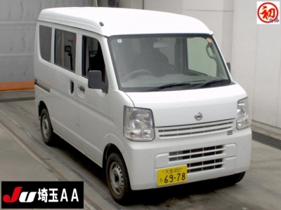 NISSAN NV100 CLIPPER