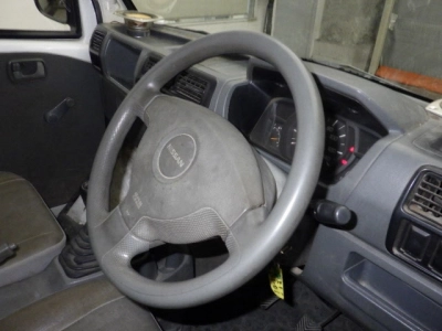 NISSAN CLIPPER TRUCK