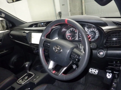 TOYOTA HILUX PICK UP