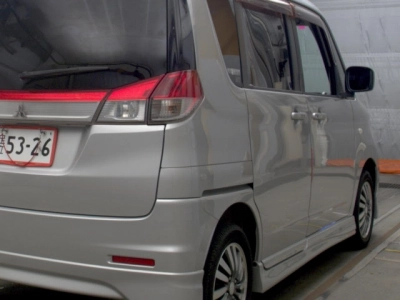 MITSUBISHI DELICA D:2