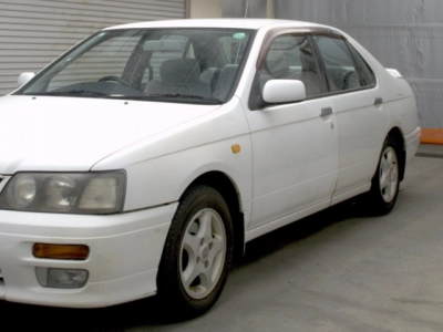 NISSAN BLUEBIRD