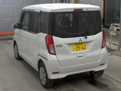 MITSUBISHI EK SPACE
