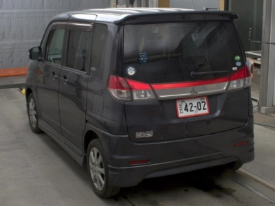 MITSUBISHI DELICA D:2