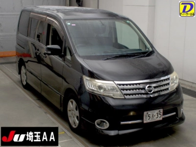 NISSAN SERENA