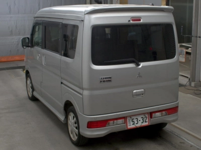 MITSUBISHI TOWN BOX