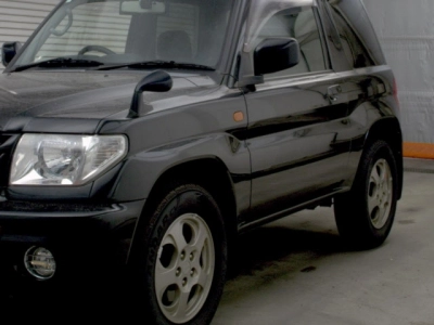 MITSUBISHI PAJERO IO