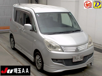 MITSUBISHI DELICA D:2